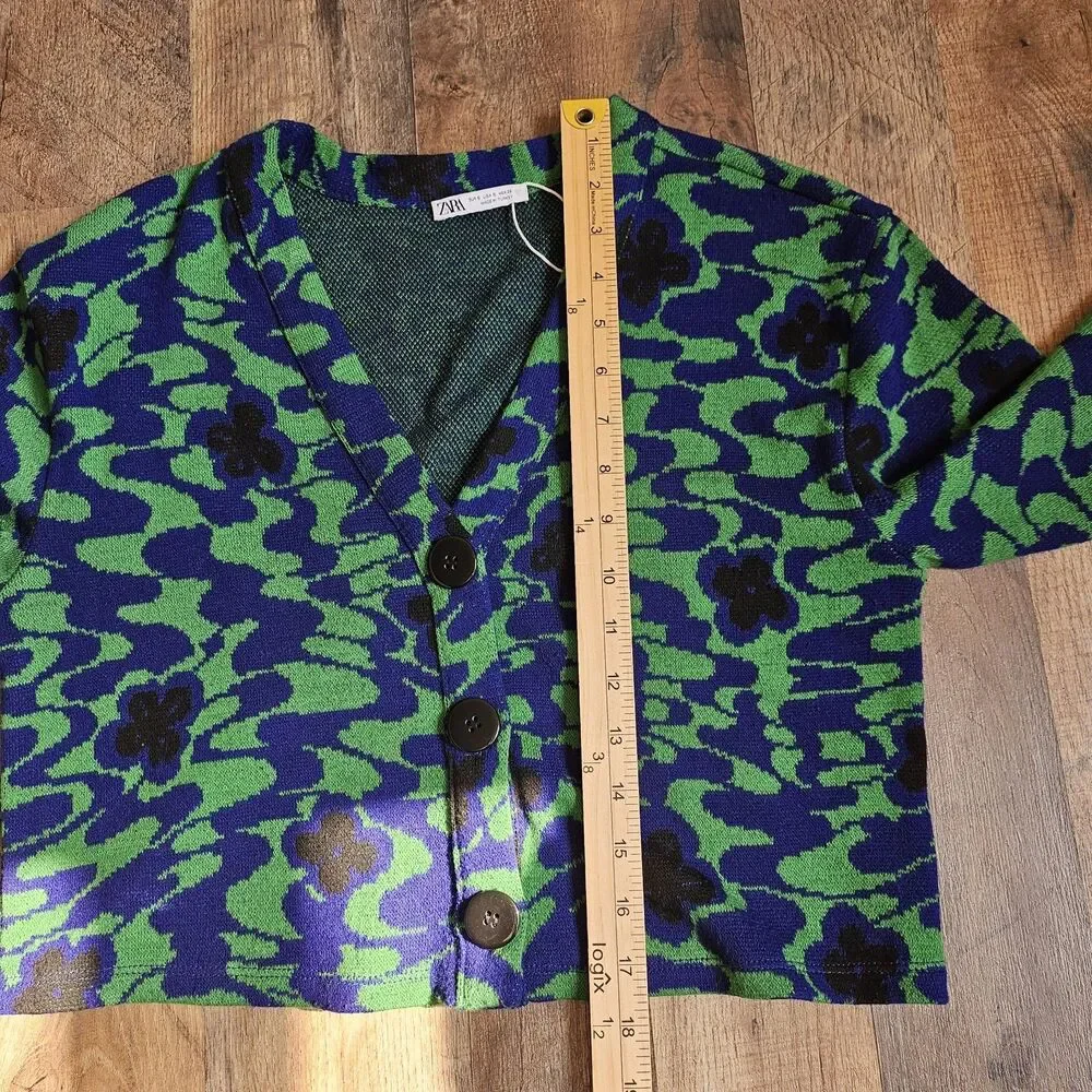 ZARA Jacquard Floral Knit V-Neck Cardigan – Size Small – Green & Black – EUC - Picture 7 of 9